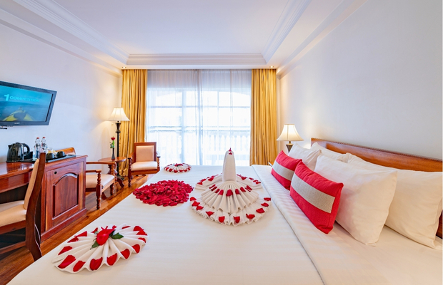 HONEYMOON GETAWAY