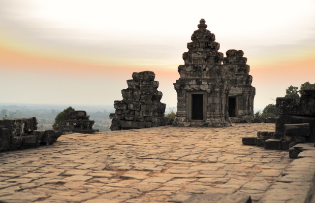 EXPLORE ANGKOR