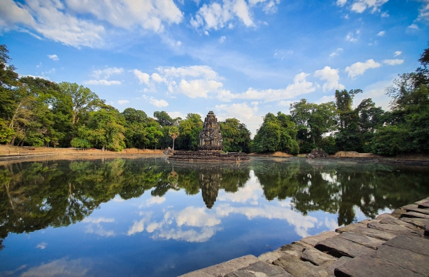 EXPLORE BANTEAY SREI