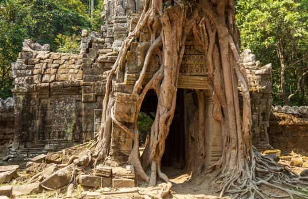 EXPLORE BANTEAY SREI